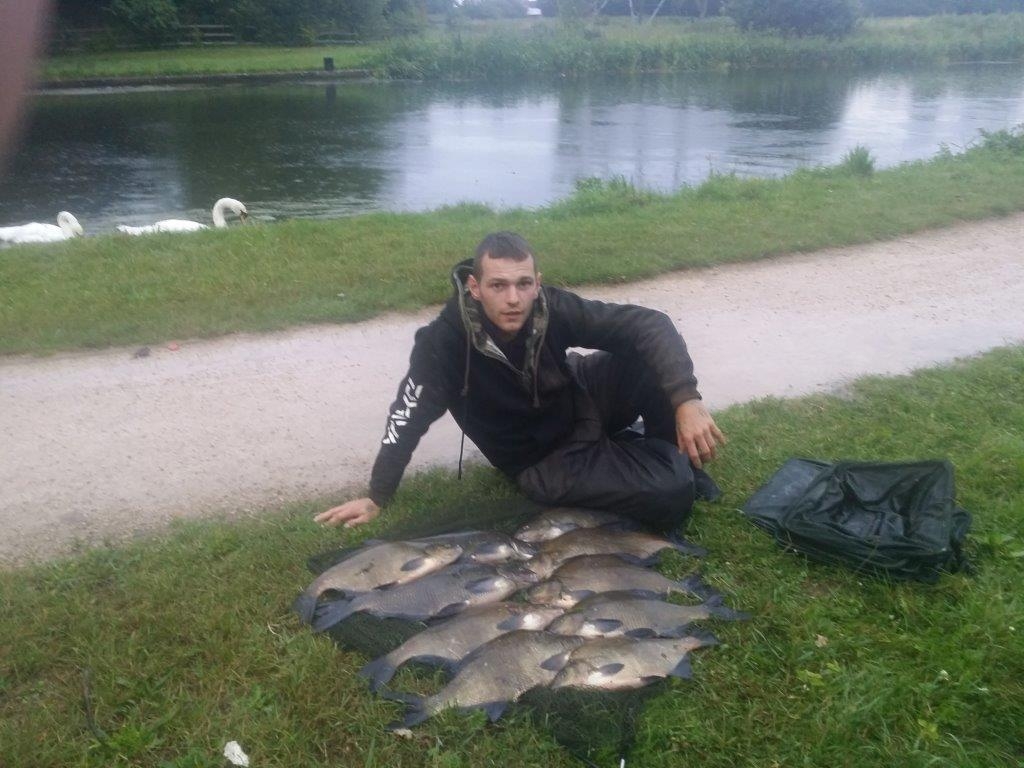 Ashley Padgett with a 68lb 7 oz bag of Bream caught on the River Cam