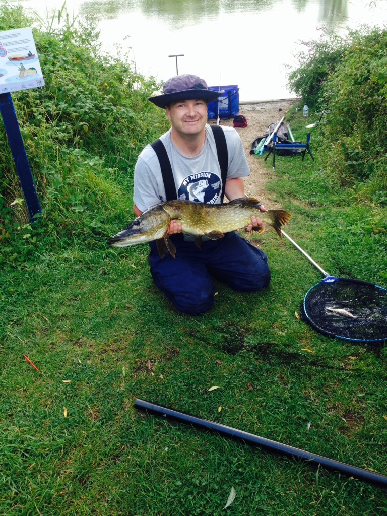 Wayne Martin with a 15lb Pike - Milton Country Park, 9 August 2014
